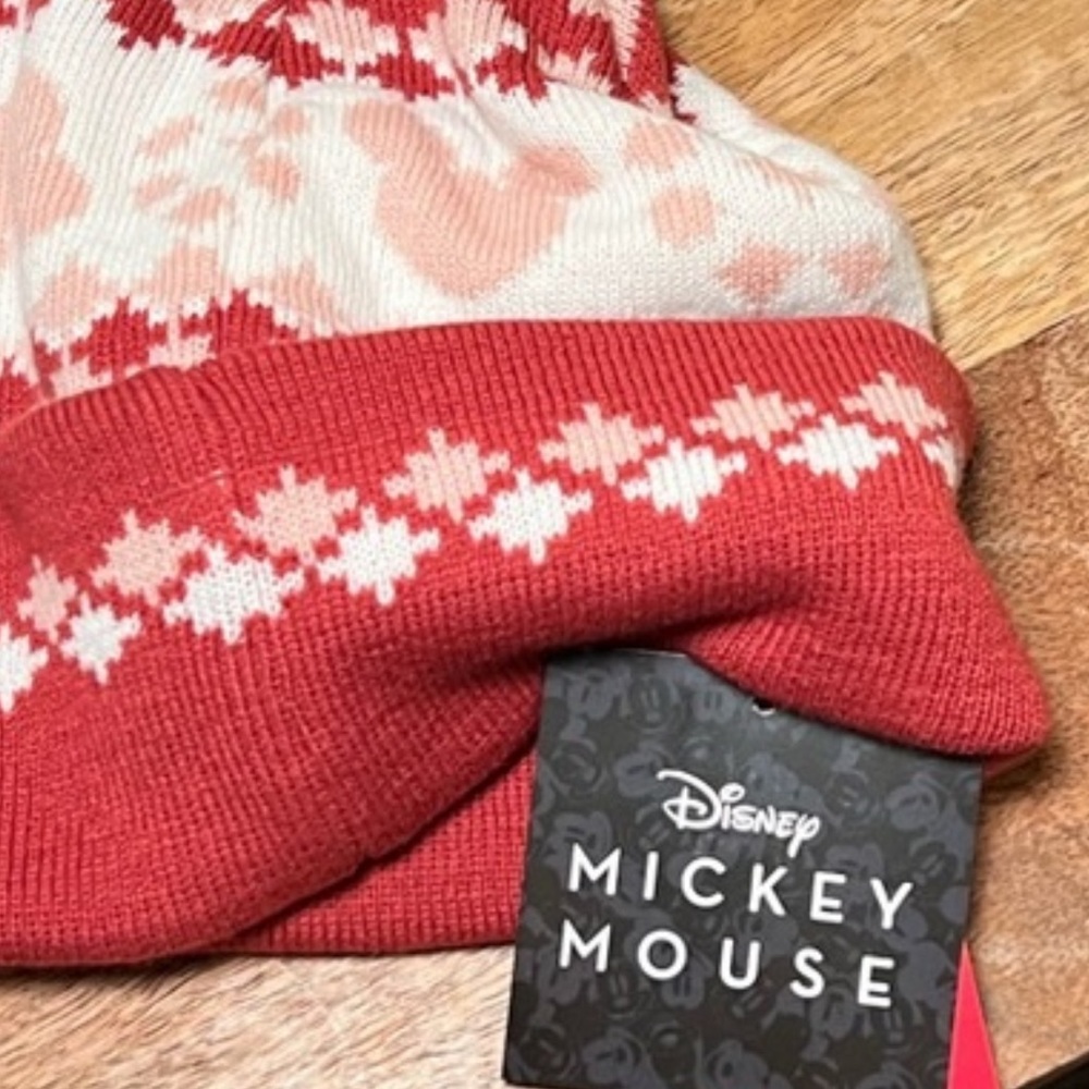 MICKEY MOUSE WINTER CAP INE SIZE FITS ALL